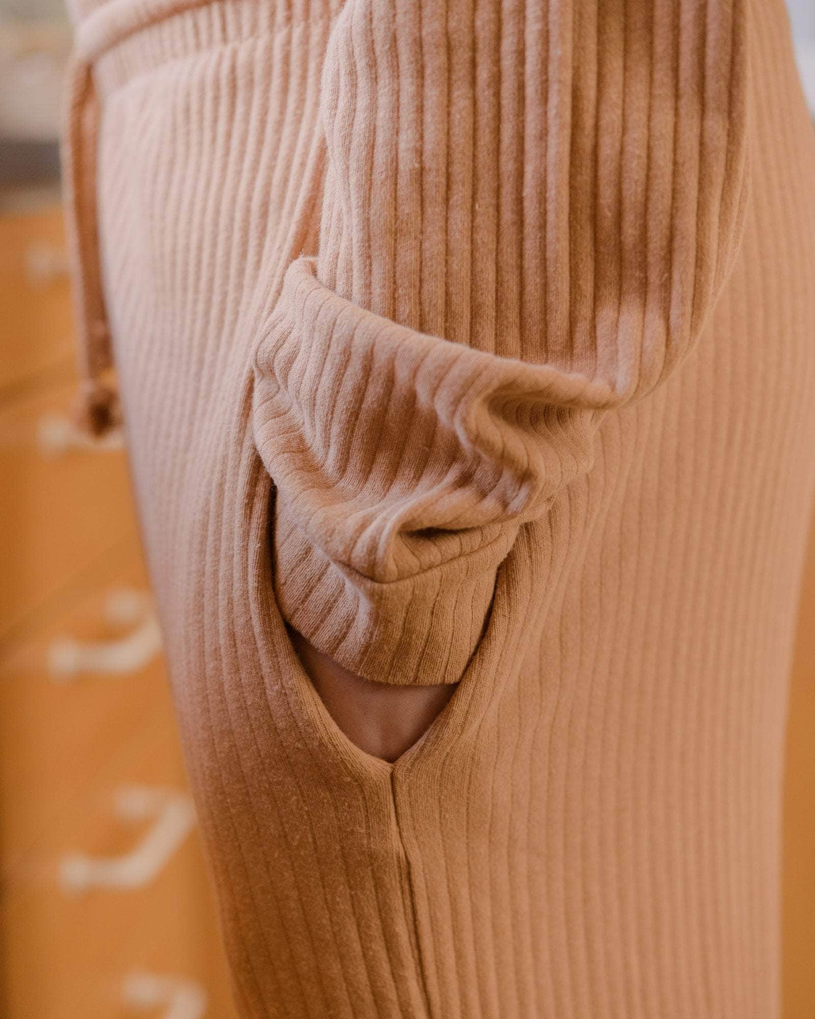Basic Sweatshirt - Image 4