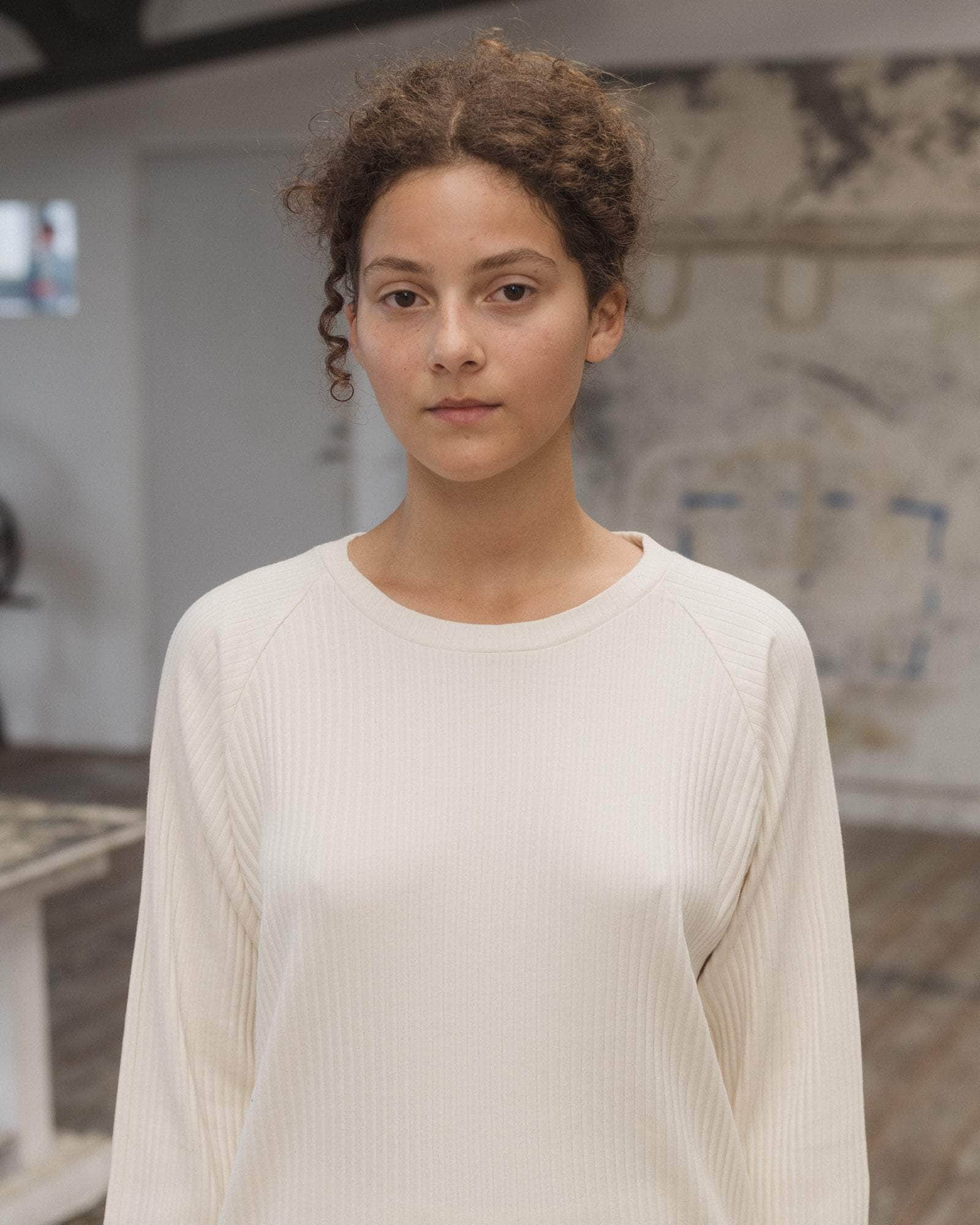 Basic Sweatshirt - Image 5