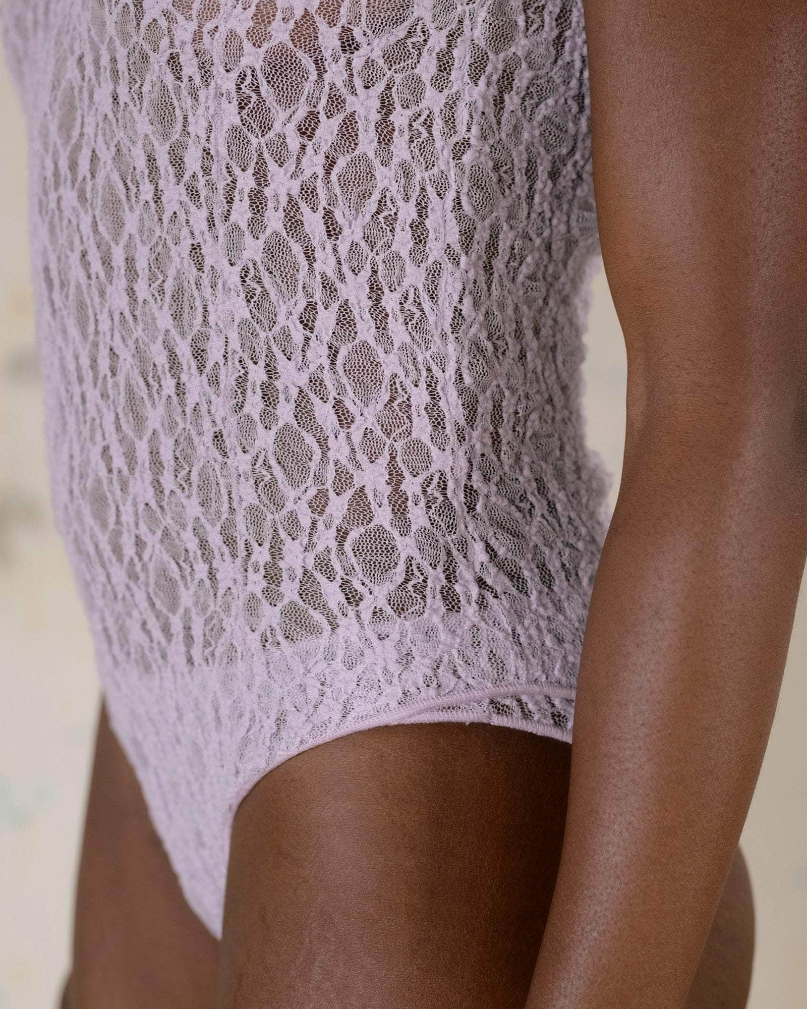 Crescent Body - Image 5