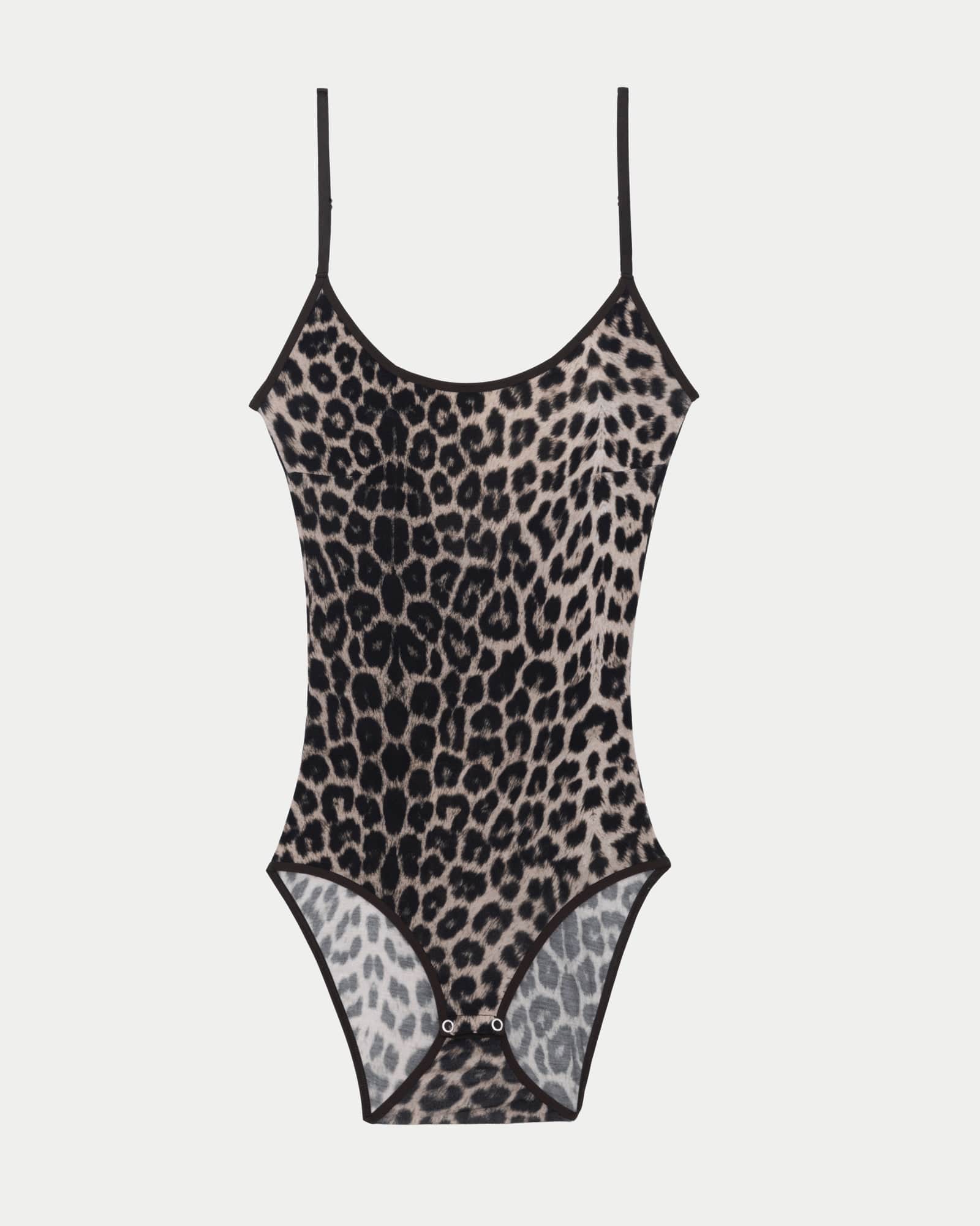 Emily Body - Image 5