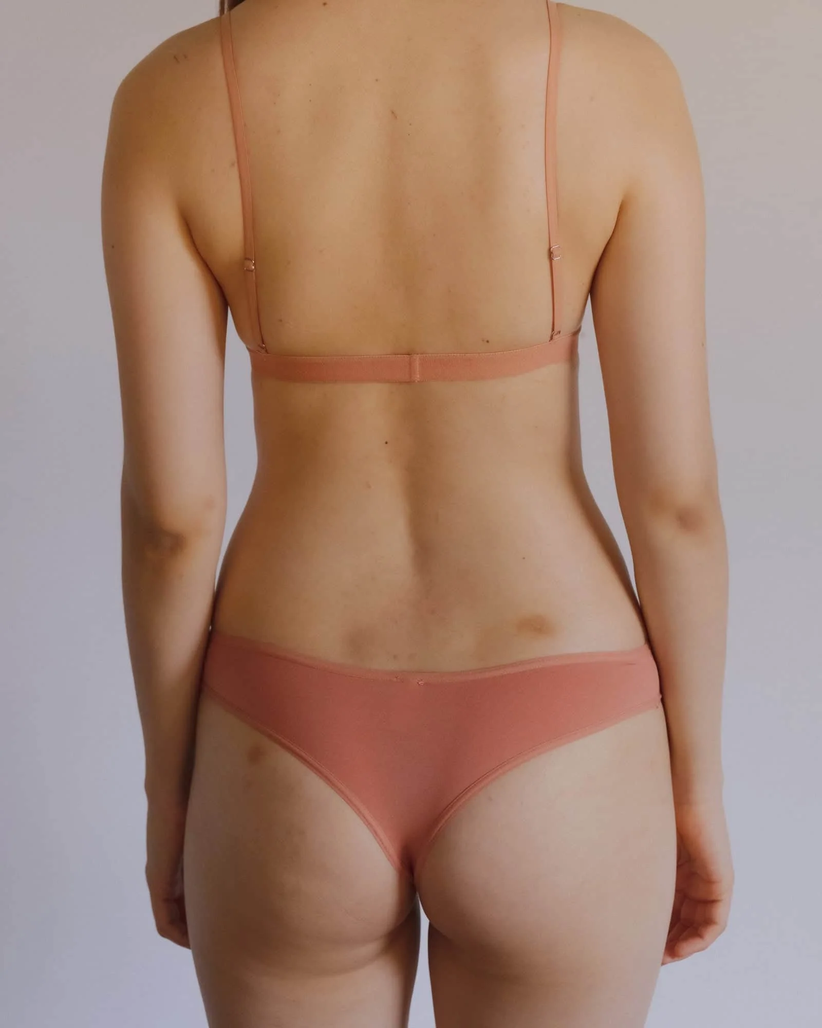 Enna Thong - Image 5