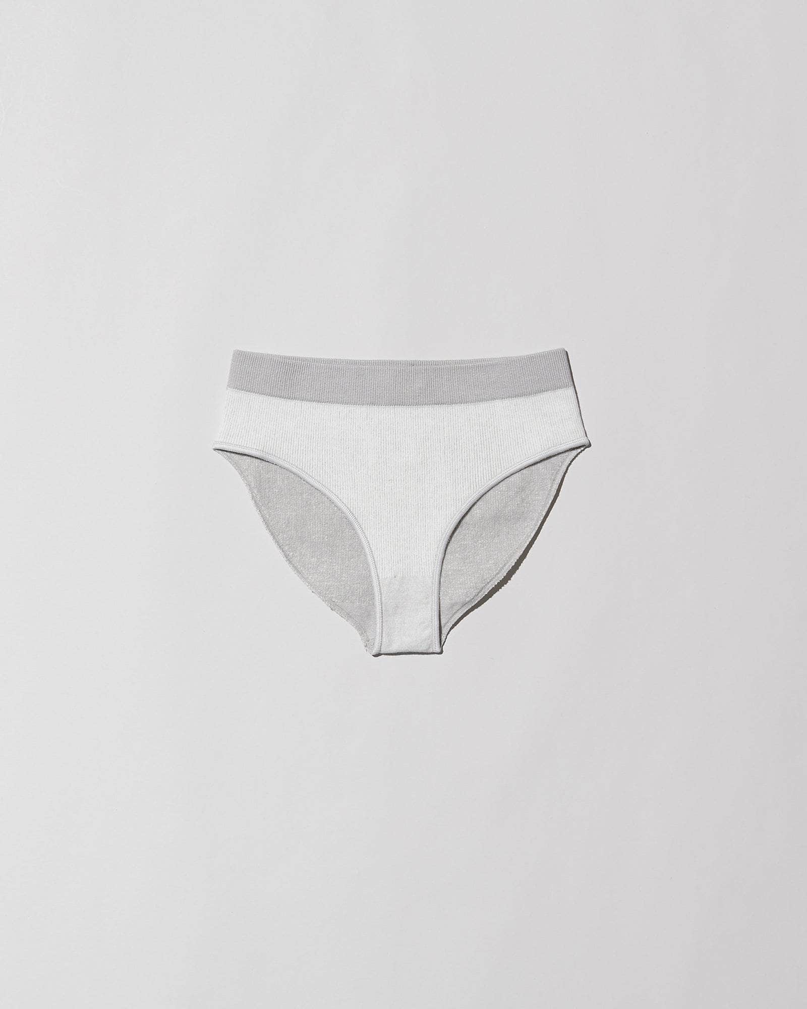 Fine Seamless Bell Pants - Image 6