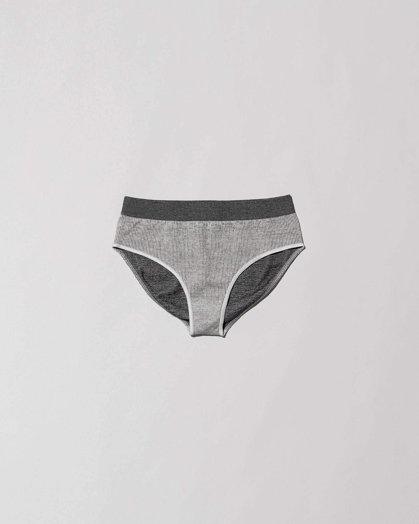 Fine Seamless Bell Pants - Image 5