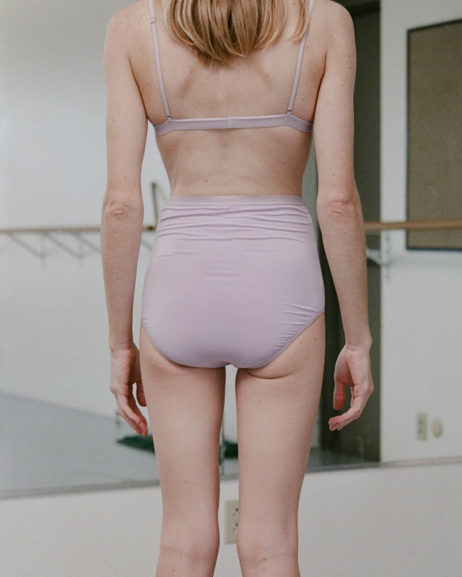 Highwaist Bell Pants - Image 2