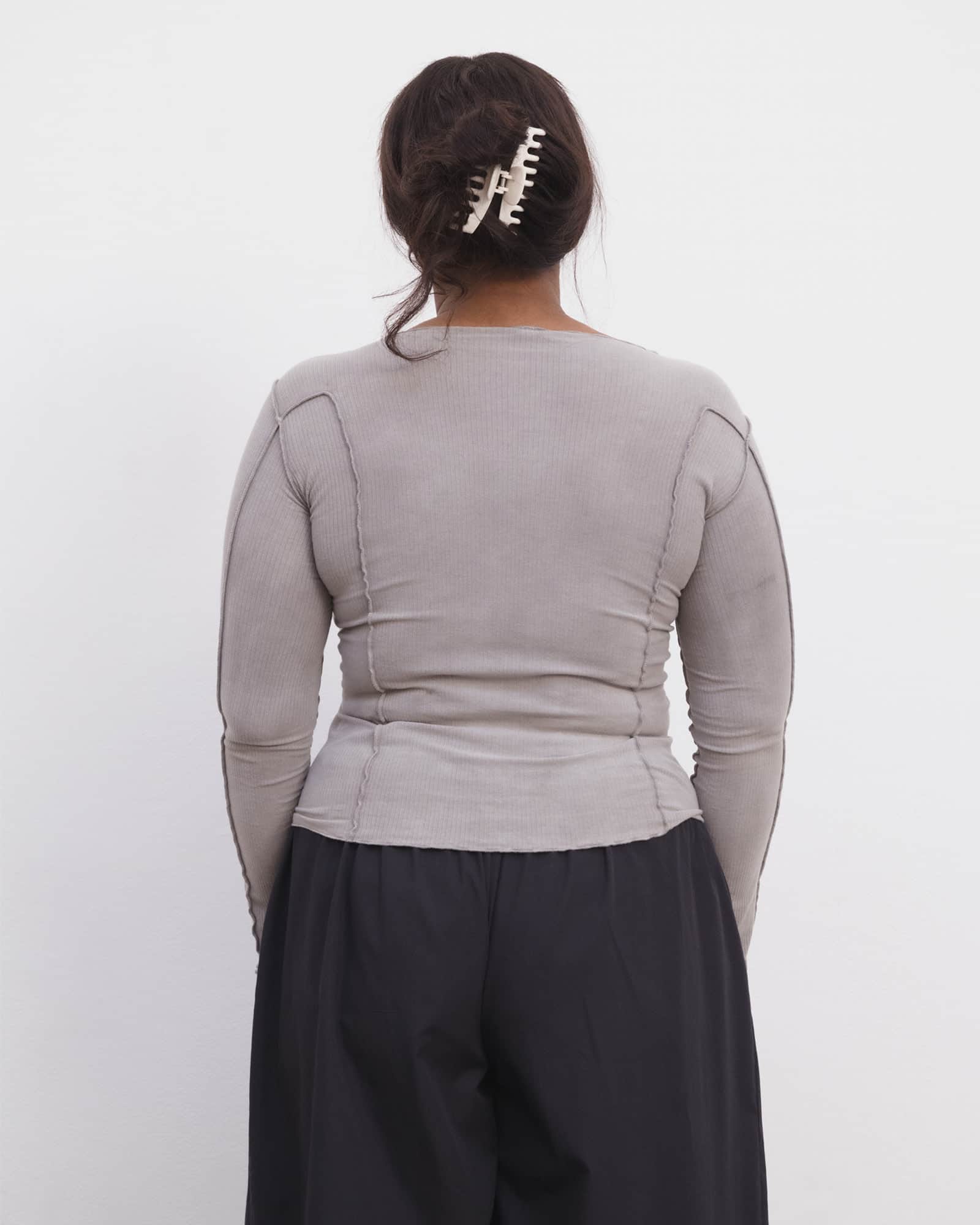 Omato Long Sleeve Tee - Image 2