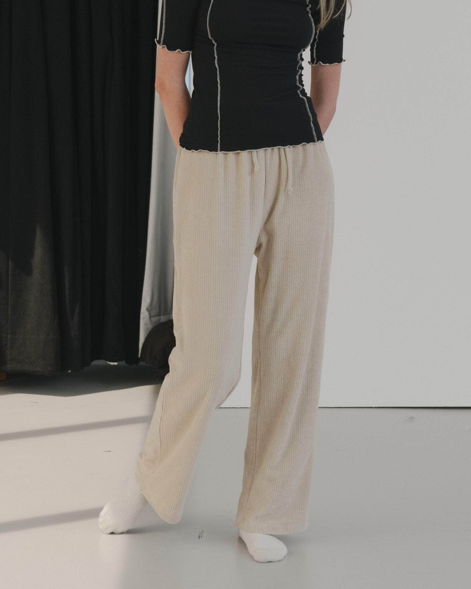 Pose pants