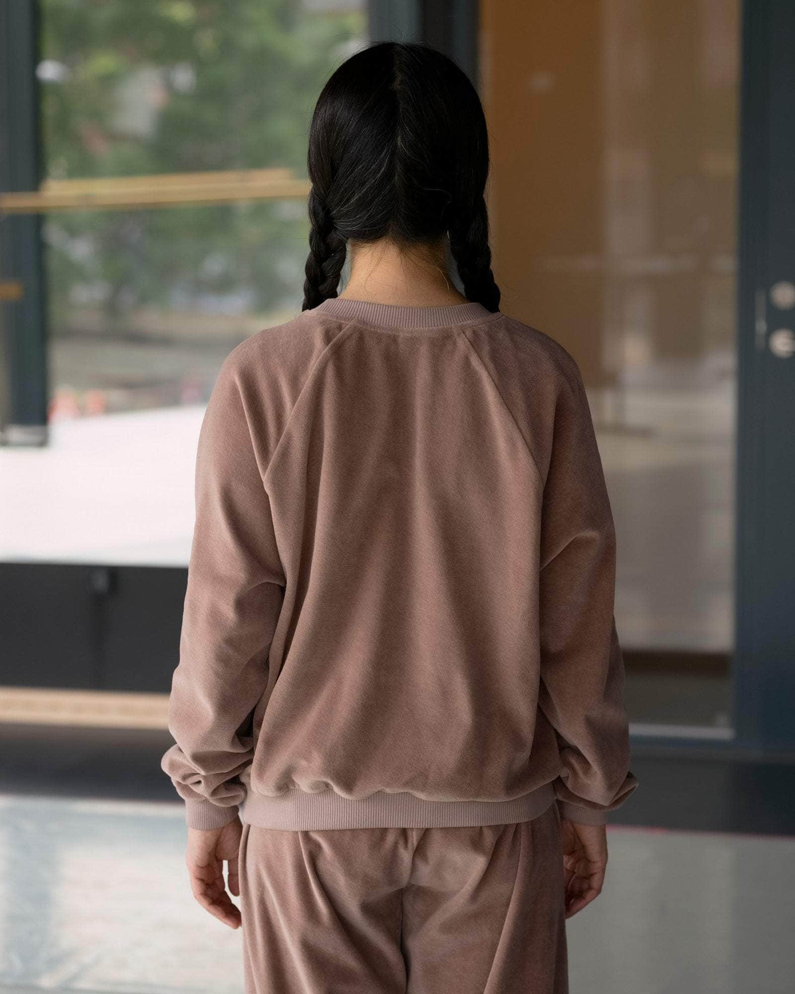 Rim Raglan Sweatshirt - Image 2