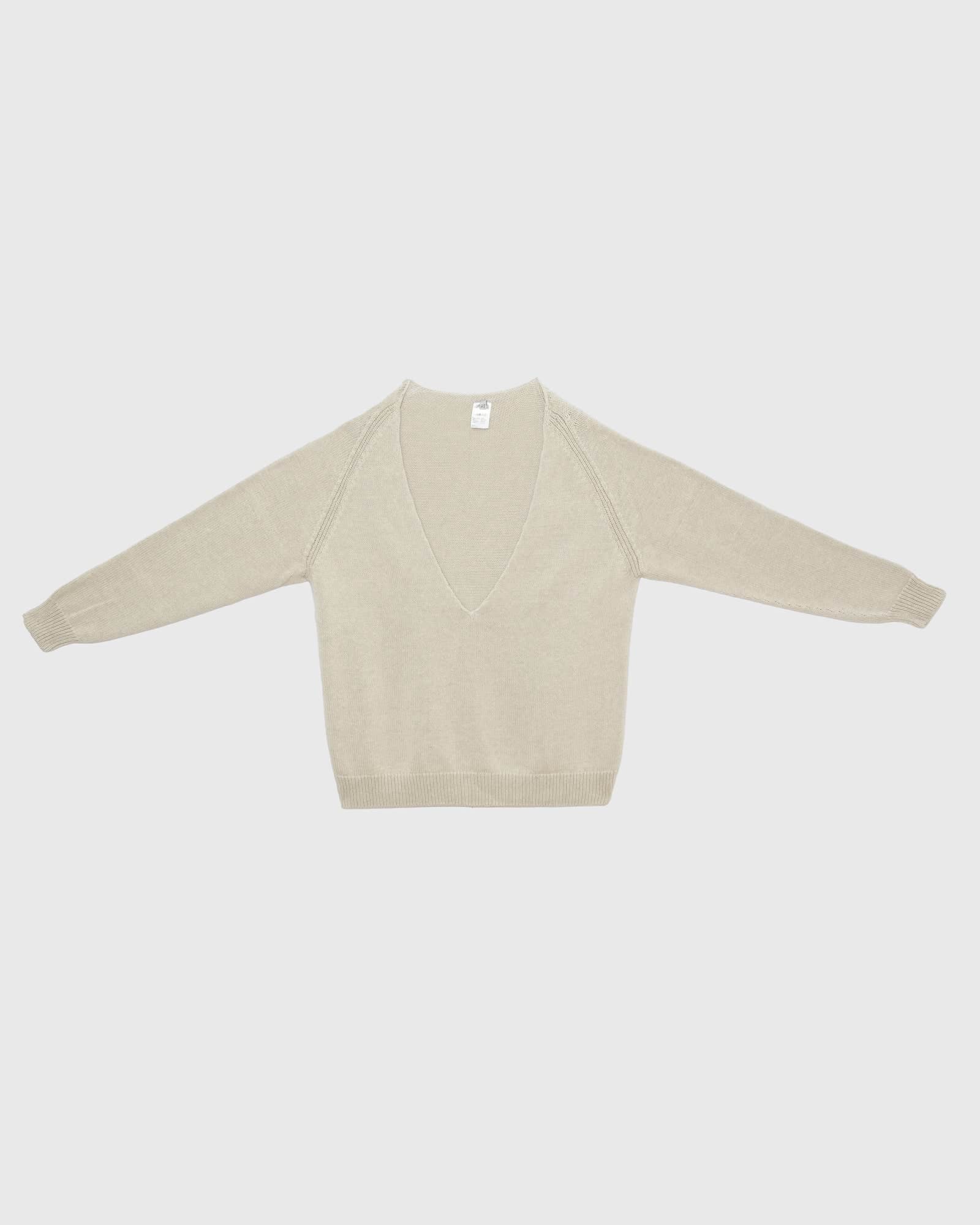 Soar V Neck - Image 6