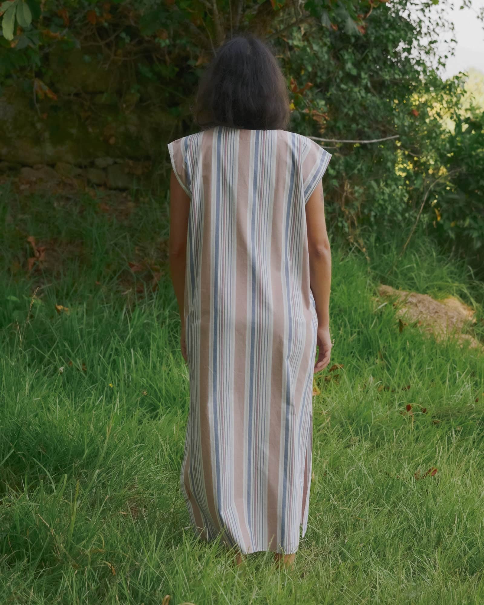 Stave Sleeveless Dress - Image 5