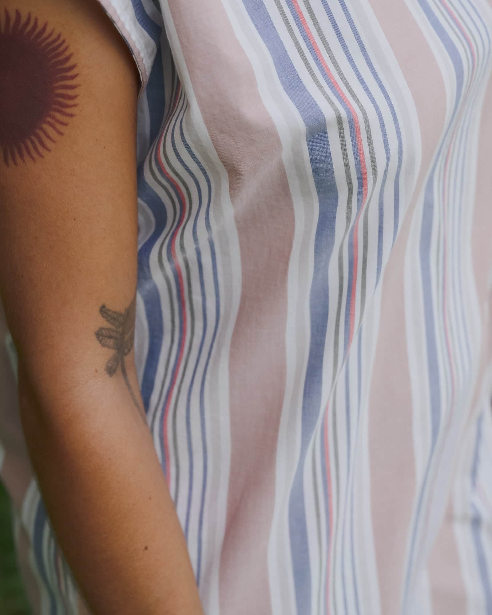 Stave Sleeveless Dress - Image 8