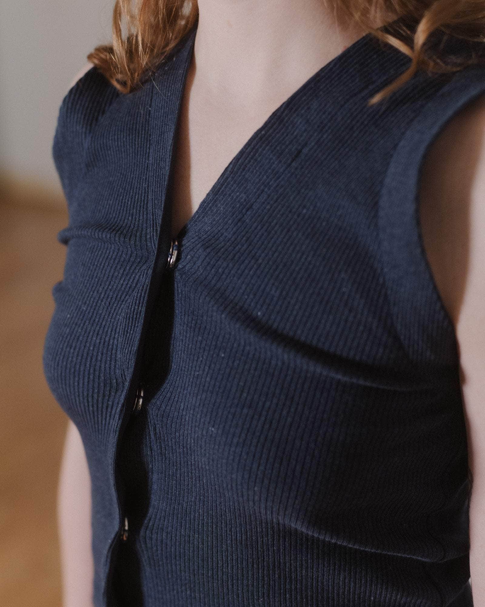 Tav Tank Snaps - Image 4