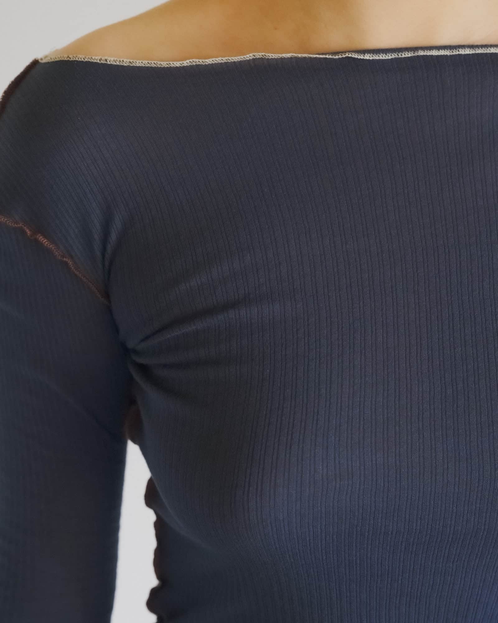Vein Long Sleeve Tee - Image 4